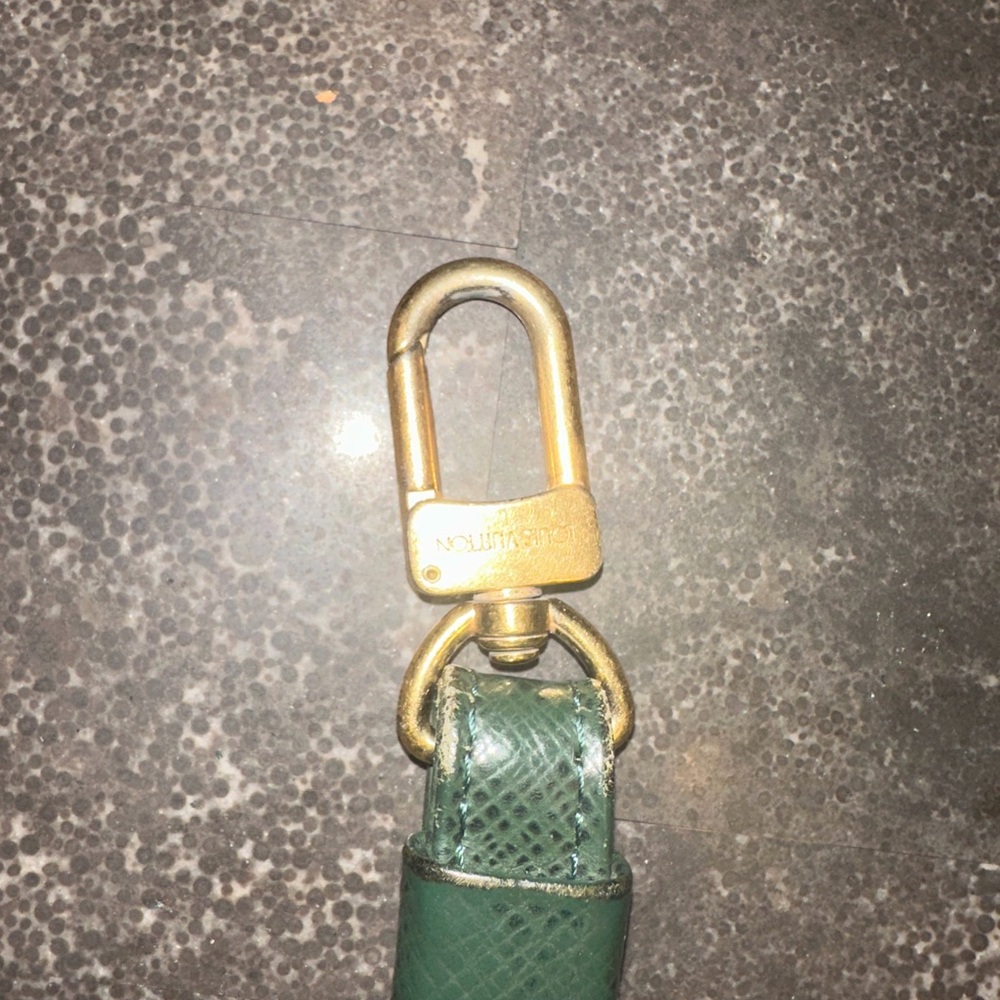 Louis Vuitton Orsay Taiga Green Leather Wristlet Clutch - Picture 8 of 8